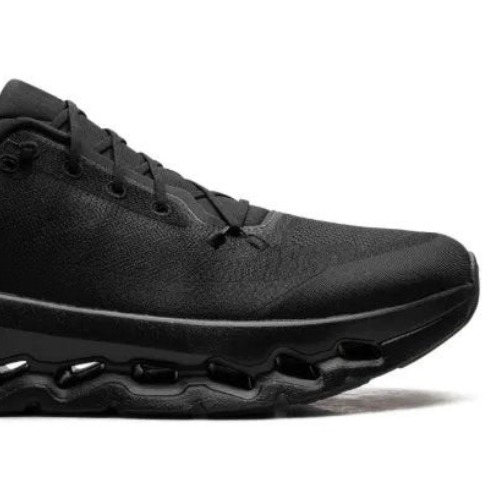 СLОUDТILТ ВLАСК ЕCLIPSЕ